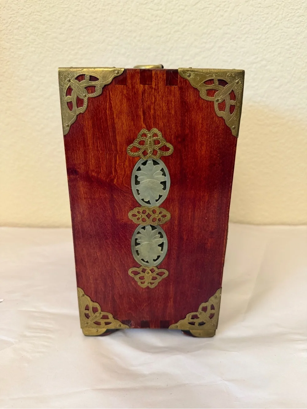 Vintage chinese compact brown